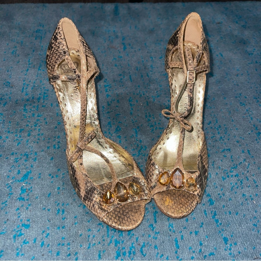 Juicy Couture 7.5 Women Stiletto High Heel Croco Gold Shimmer w/ Rhinestones VTG